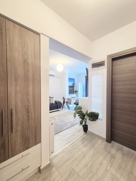 Doua camere, ap. superb mobilat, parcare, 8 minute metrou Nicolae Teclu, comision 0%,