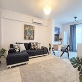 Doua camere, ap. superb mobilat, parcare, 8 minute metrou Nicolae Teclu, comision 0%